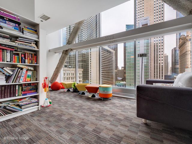 8 E RANDOLPH Street 1208, Chicago, IL 60601