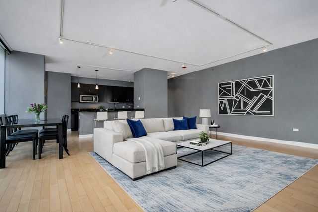 8 E RANDOLPH Street 1208, Chicago, IL 60601