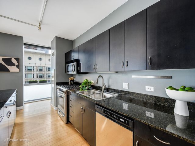 8 E RANDOLPH Street 1208, Chicago, IL 60601