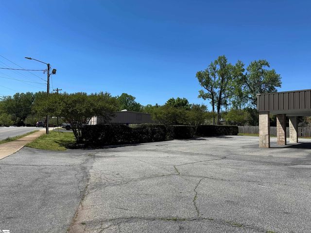 328 Dupont Drive, Greenville, SC 29607