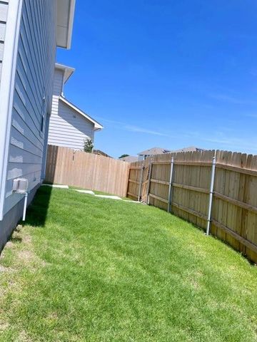 9709 Morning Iris DR, Manor, TX 78653