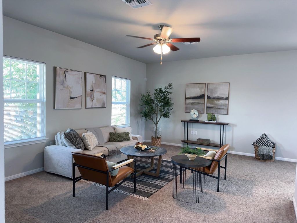 9709 Morning Iris DR, Manor, TX 78653