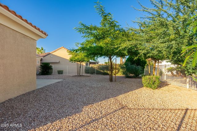23203 N VIA DE LA CABALLA --, Sun City West, AZ 85375