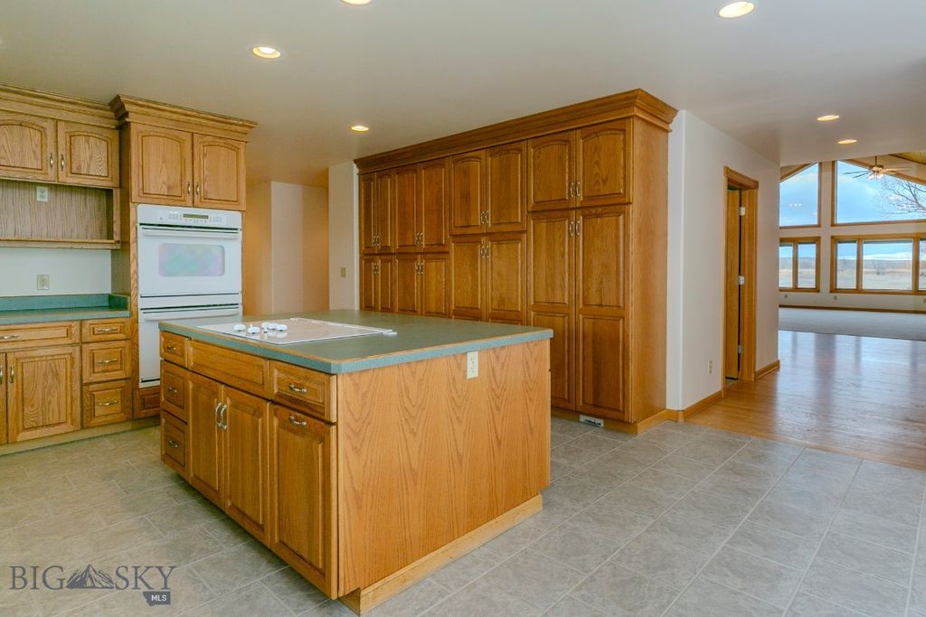 297 Big Timber Loop Road, Big Timber, MT 59011 photo 14