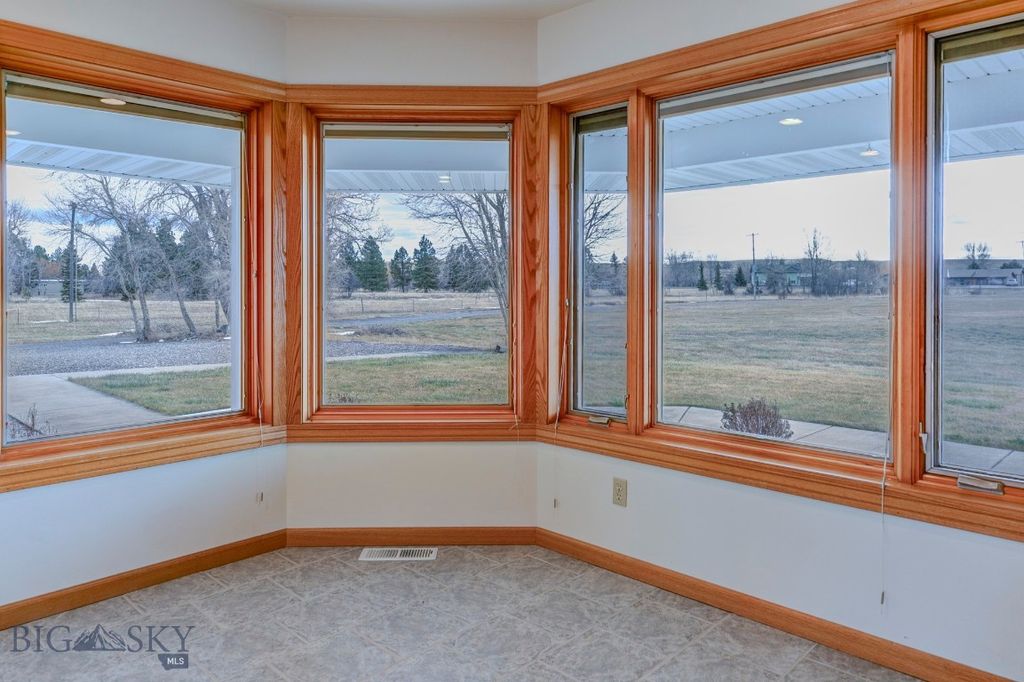 297 Big Timber Loop Road, Big Timber, MT 59011 photo 15