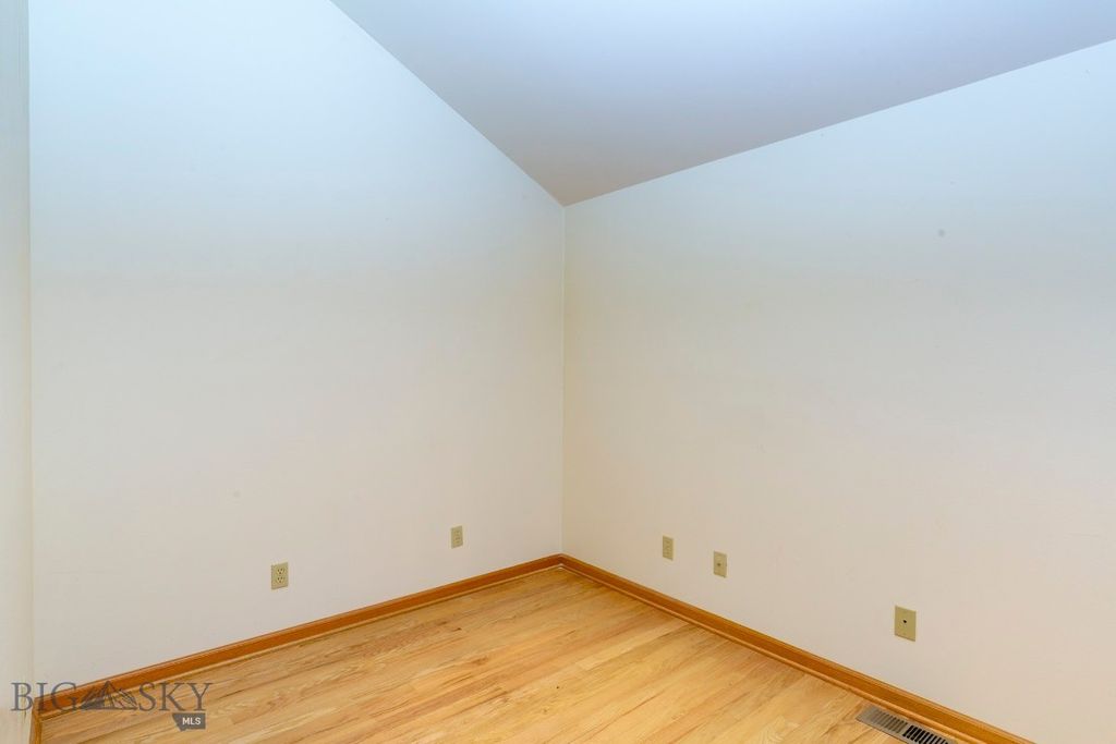 297 Big Timber Loop Road, Big Timber, MT 59011 photo 18