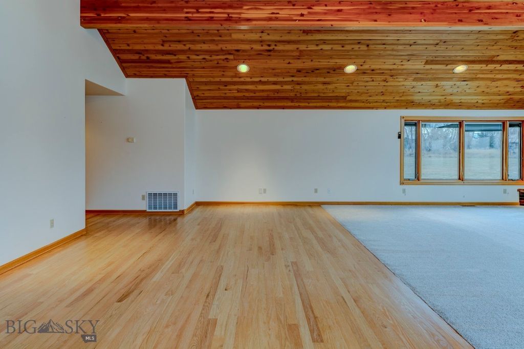 297 Big Timber Loop Road, Big Timber, MT 59011 photo 19