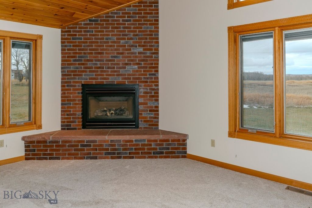 297 Big Timber Loop Road, Big Timber, MT 59011 photo 24