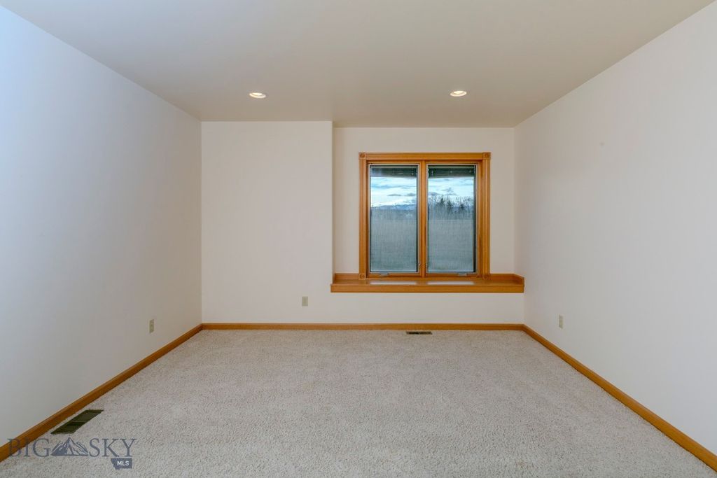 297 Big Timber Loop Road, Big Timber, MT 59011 photo 32