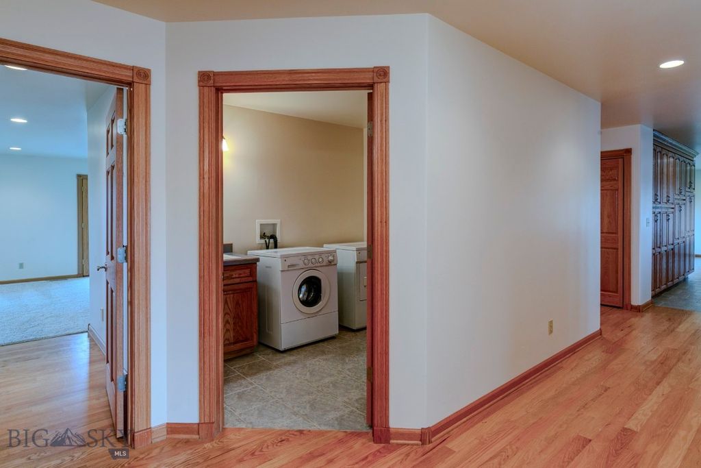 297 Big Timber Loop Road, Big Timber, MT 59011 photo 34