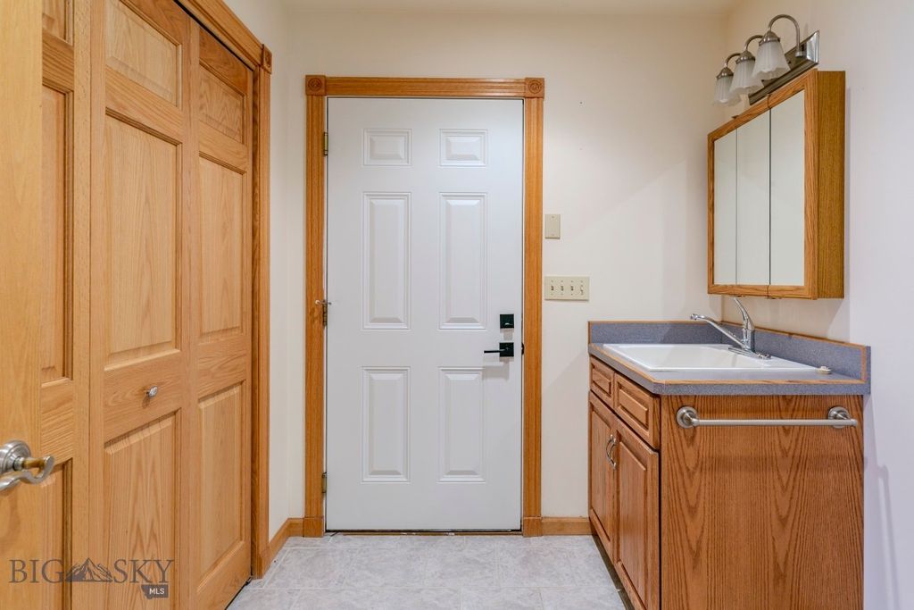 297 Big Timber Loop Road, Big Timber, MT 59011 photo 44