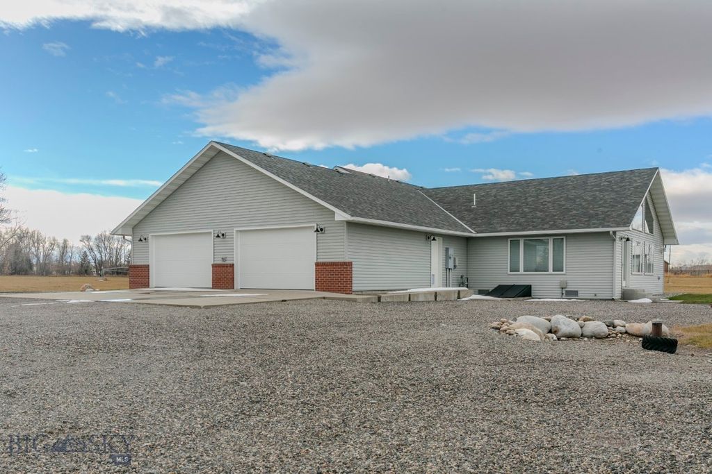 297 Big Timber Loop Road, Big Timber, MT 59011 photo 46