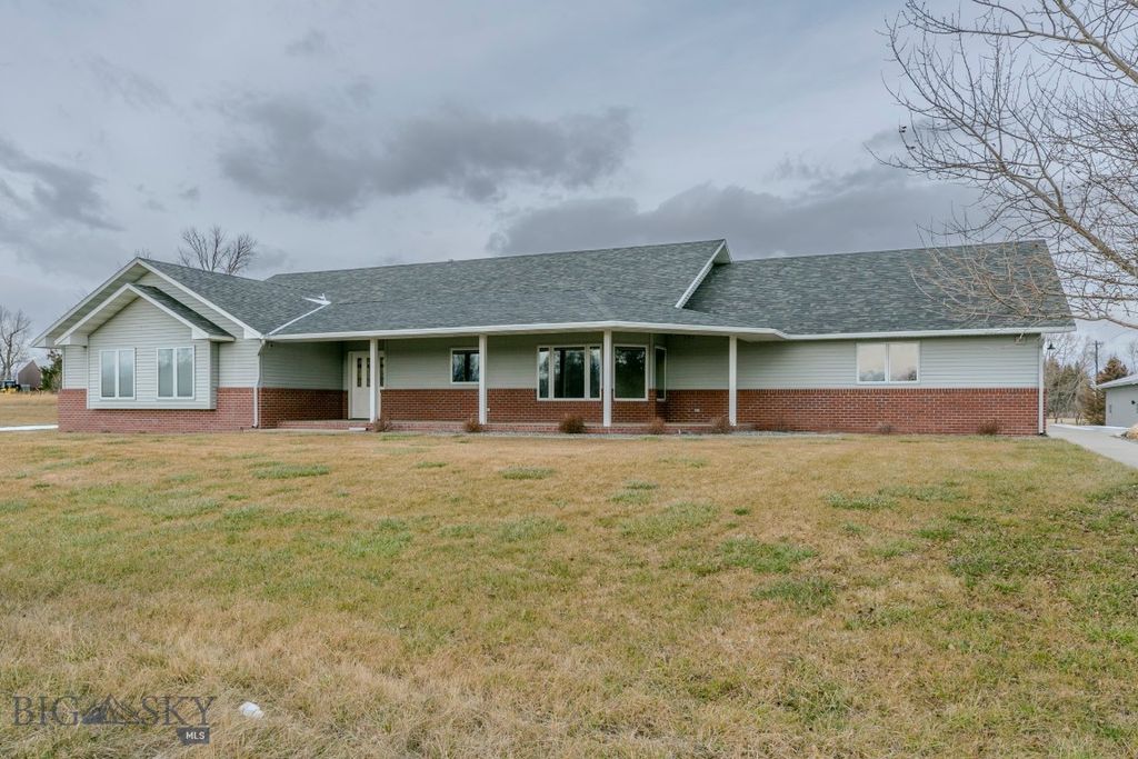 297 Big Timber Loop Road, Big Timber, MT 59011 photo 6