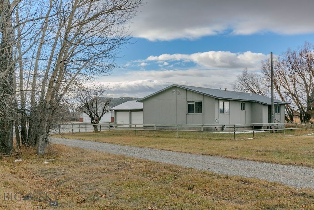 297 Big Timber Loop Road, Big Timber, MT 59011 photo 61