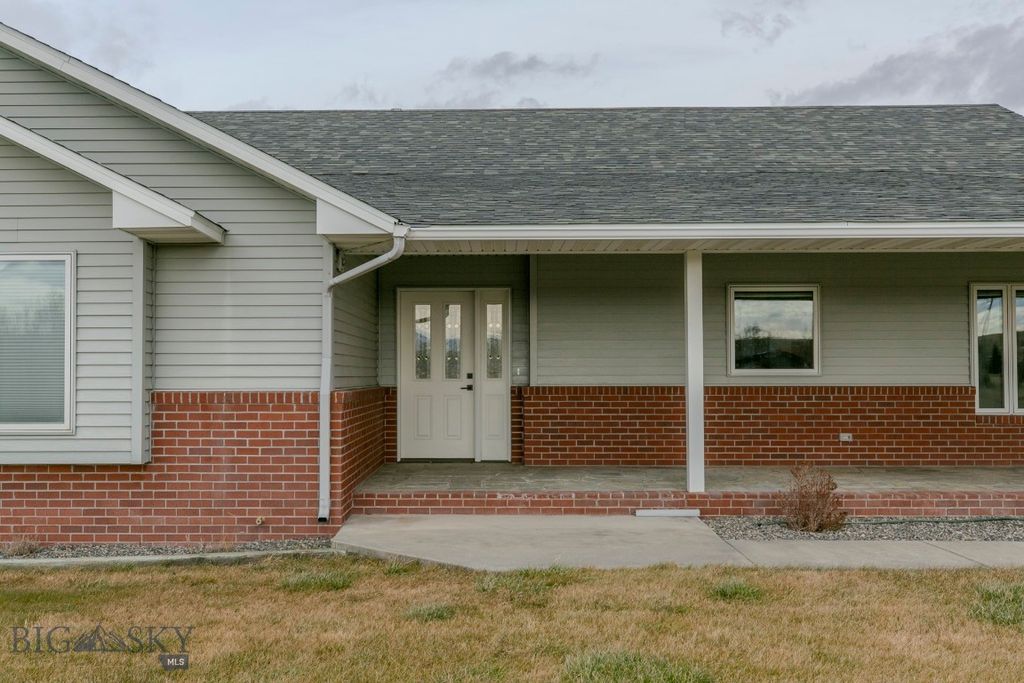 297 Big Timber Loop Road, Big Timber, MT 59011 photo 7