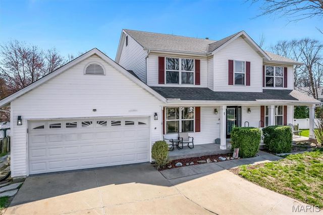 7 Morning Mist Court, St Peters, MO 63376