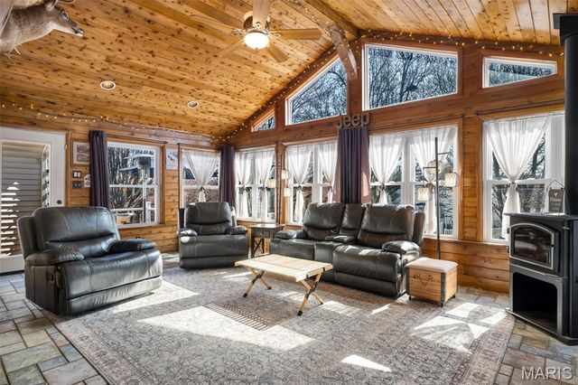 7 Morning Mist Court, St Peters, MO 63376