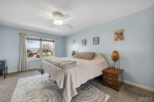 7 Morning Mist Court, St Peters, MO 63376