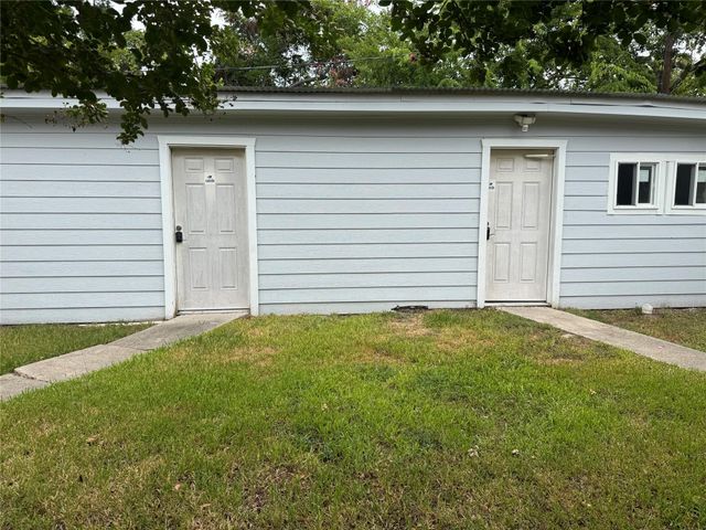 604 Wilson Road 5, Humble, TX 77338