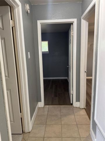 604 Wilson Road 5, Humble, TX 77338