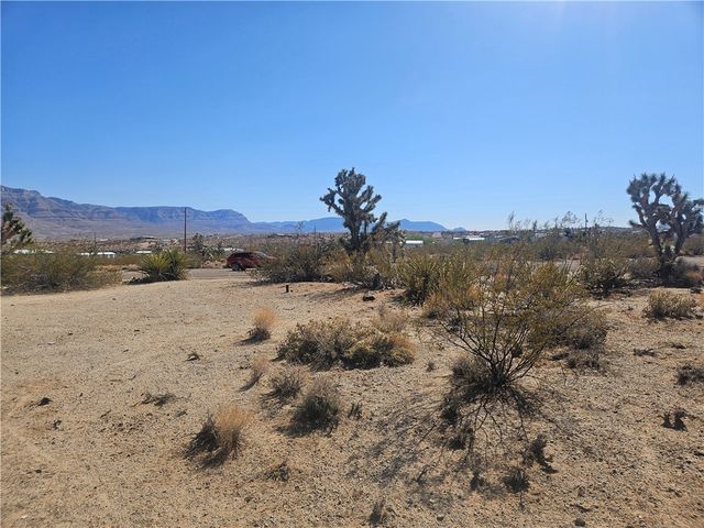 595 E Dellenbaugh Drive, Meadview, AZ 86444