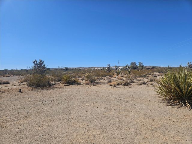 595 E Dellenbaugh Drive, Meadview, AZ 86444