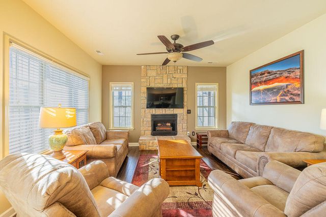 1261 Golf Drive Apt 2, Branson West, MO 65737