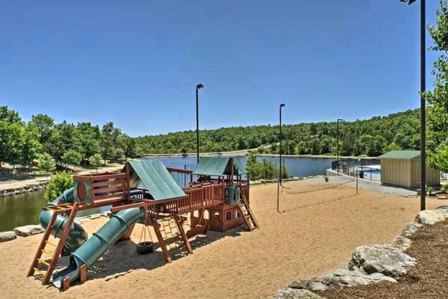 1261 Golf Drive Apt 2, Branson West, MO 65737