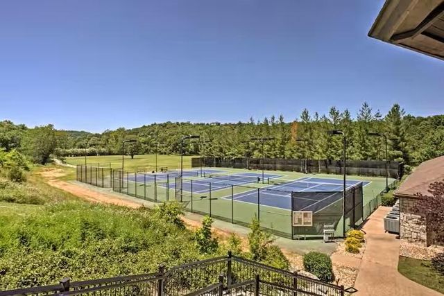 1261 Golf Drive Apt 2, Branson West, MO 65737