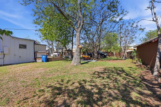 2585 San Angelo Ave, Ingleside, TX 78362