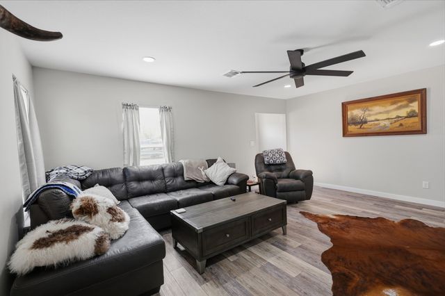 2585 San Angelo Ave, Ingleside, TX 78362