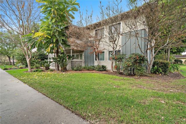 226 Avenida Majorica D, Laguna Woods, CA 92637