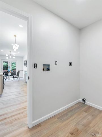 355 Oak Ridge Parkway, Arnold, MO 63010