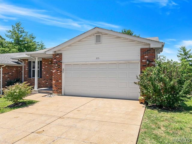 355 Oak Ridge Parkway, Arnold, MO 63010