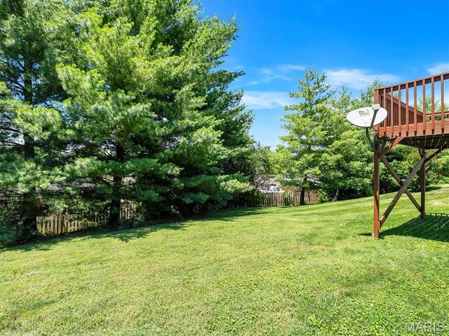 355 Oak Ridge Parkway, Arnold, MO 63010