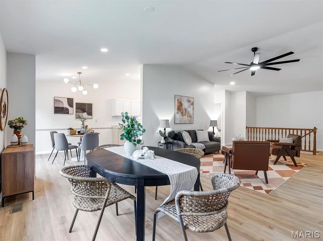355 Oak Ridge Parkway, Arnold, MO 63010