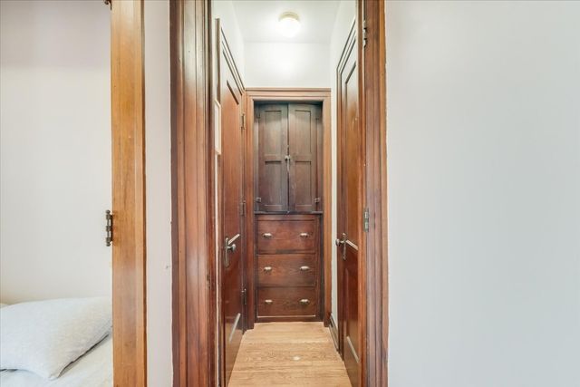 408 N State Street 12, Champaign, IL 61820