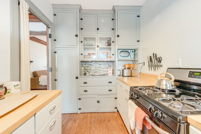 408 N State Street 12, Champaign, IL 61820