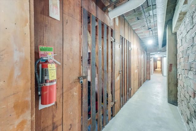 408 N State Street 12, Champaign, IL 61820