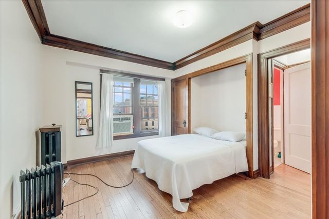 408 N State Street 12, Champaign, IL 61820