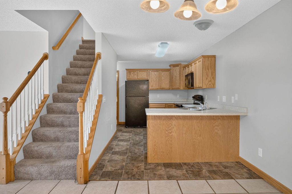 3536 Genevieve Avenue N, Oakdale, MN 55128 — photo 3