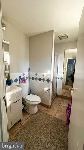 910 MAGNOLIA AVE, Croydon, PA 19021