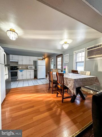 910 MAGNOLIA AVE, Croydon, PA 19021