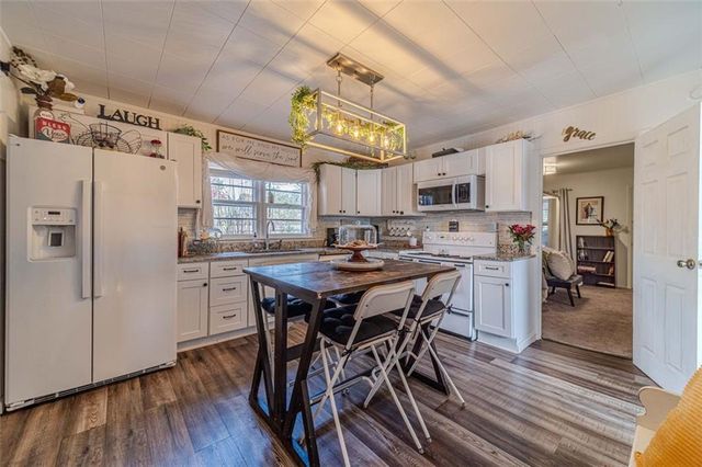 1965 HOLLAND PARK Drive, Buford, GA 30519