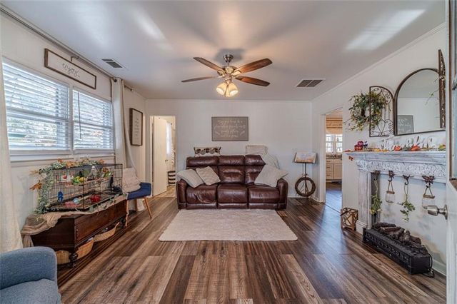 1965 HOLLAND PARK Drive, Buford, GA 30519