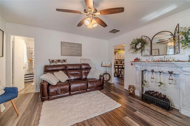 1965 HOLLAND PARK Drive, Buford, GA 30519