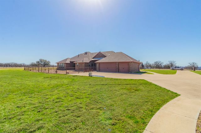 645 Post Oak Road, Gordon, TX 76453