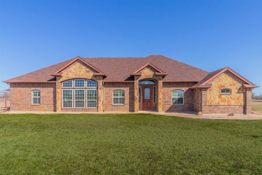 645 Post Oak Road, Gordon, TX 76453