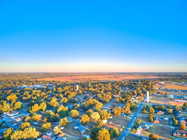 606 SE 6th Street, Lexington, OK 73051