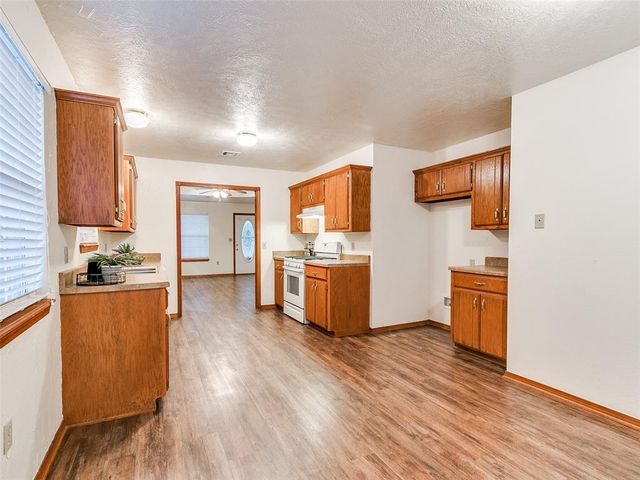606 SE 6th Street, Lexington, OK 73051
